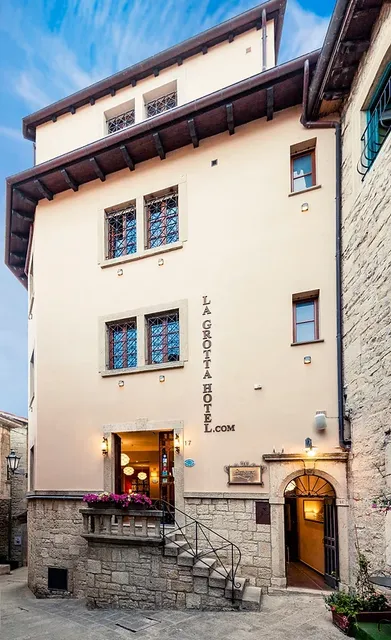 Hotel La Grotta
