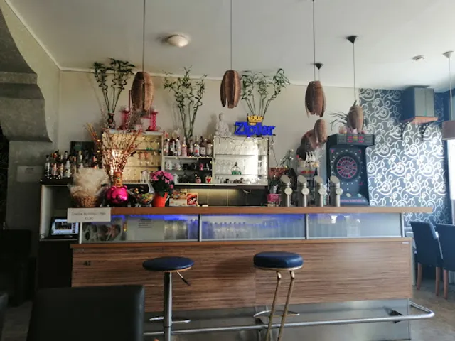 Schickeria Vietnam Wok Bistro