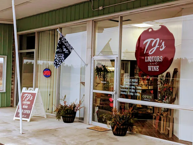 TJ's Liquors and wine