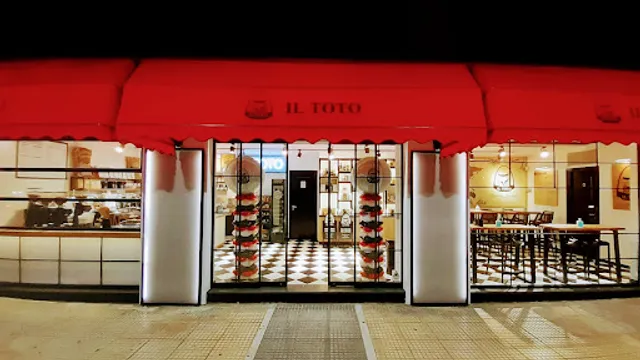 IL Toto Roastery Boutique Ampelokipoi