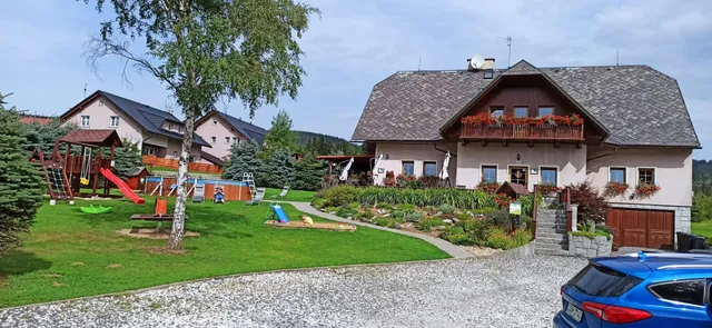 Penzion pod Šerákem