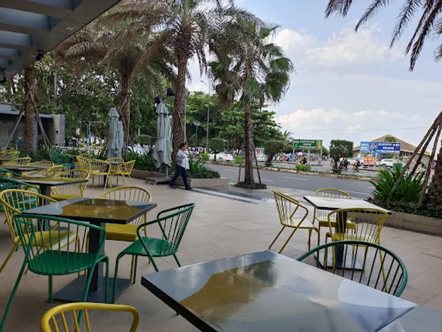 On The Top Bar - ibis Styles Vũng Tàu