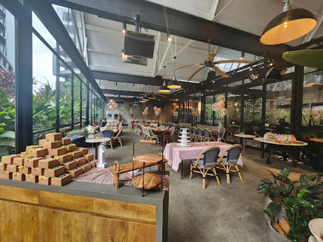 Shepherd's Lane Cafe & Dessert Bar