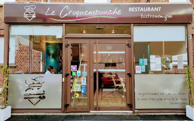 Le Croquembouche