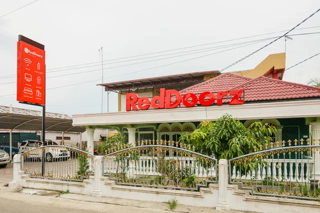 RedDoorz Syariah near Universitas Samudera Langsa