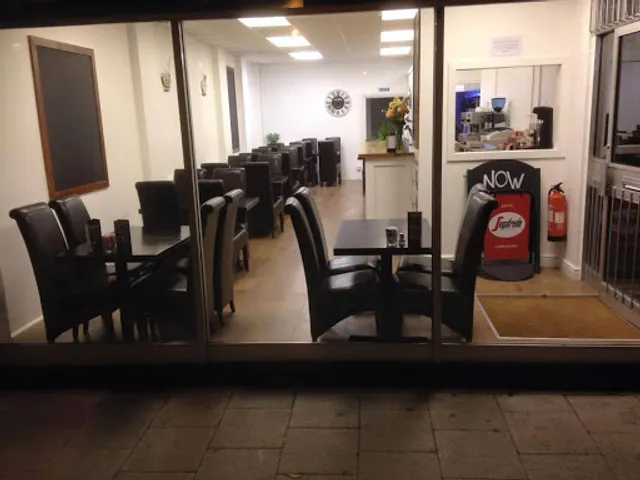 Central Perks Cafe Bar