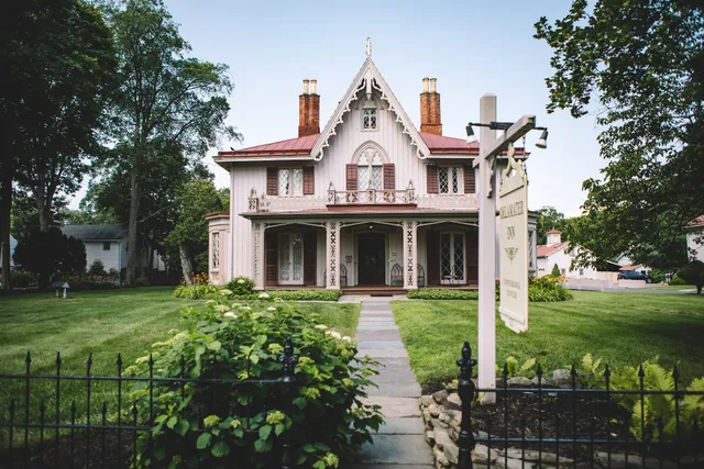 Beekman Arms Delamater Inn