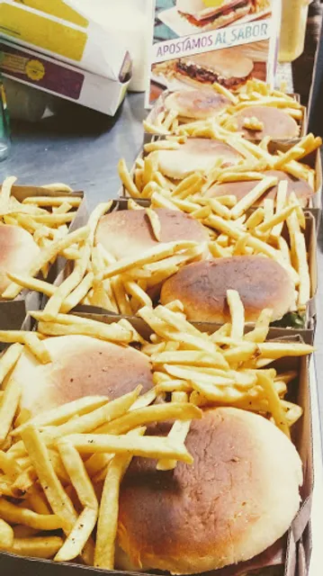 MARIACHI – Tacos & Lomos