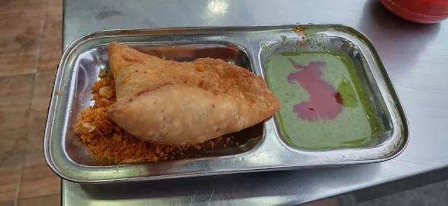 Shree Siddhivinayak VadaPav