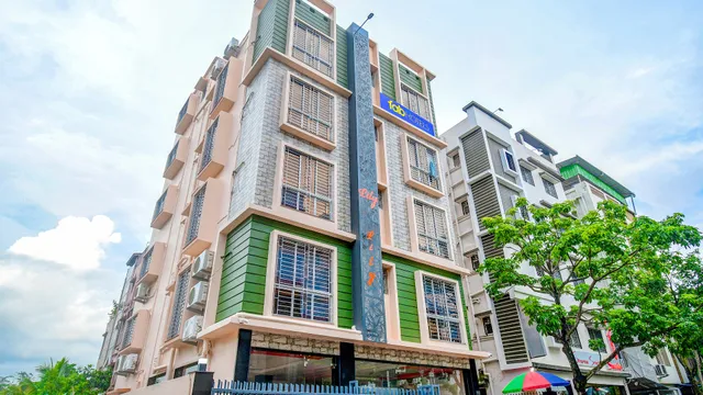 FabHotel The Lily Hotel in Newtown