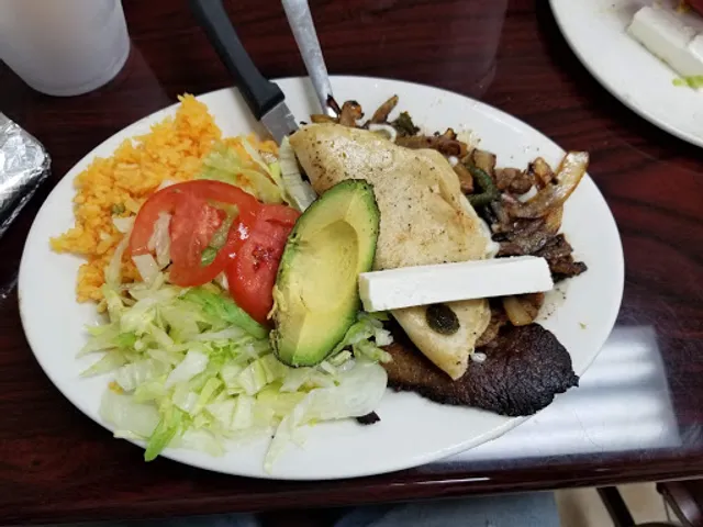La Lupita Mexican Store and Restaurant - Maryville