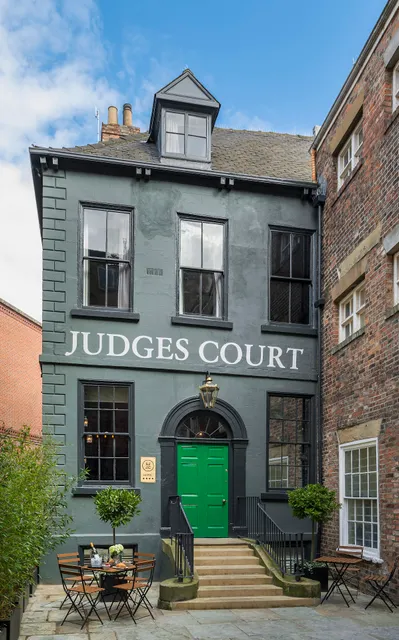 Judges Court Hotel