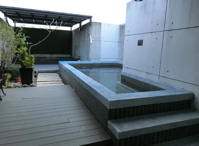 媜13villa休閒會館