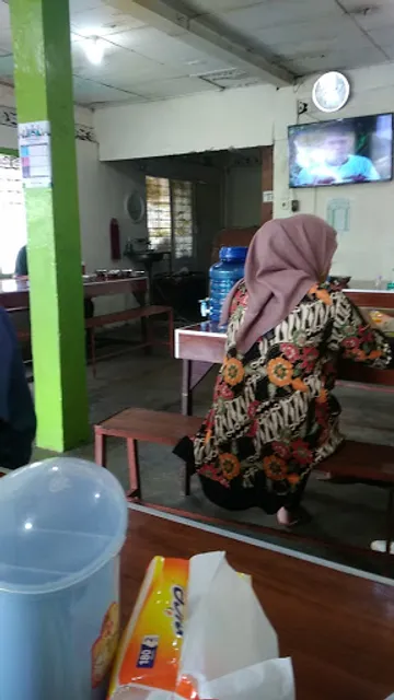 Rumah Makan Cahaya Baru