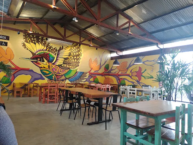 Carpinteria Resto Bar