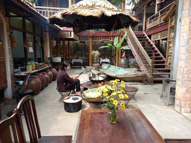 Bếp Làng Đường Lâm