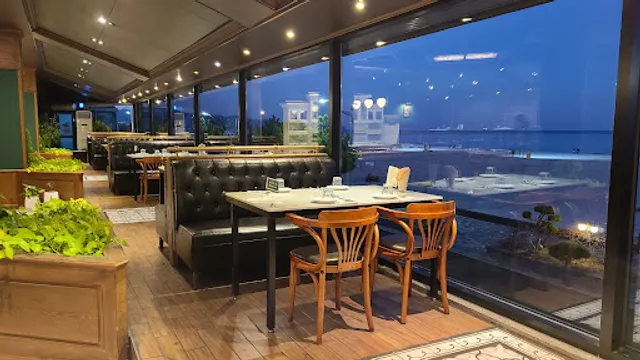 피아노레스토랑