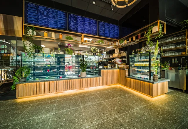 Zouq Restaurant & Take away