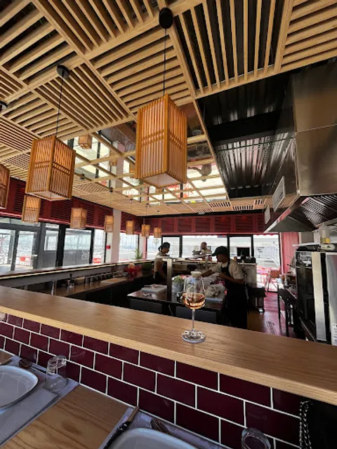 YAM Asian Restaurant Bar