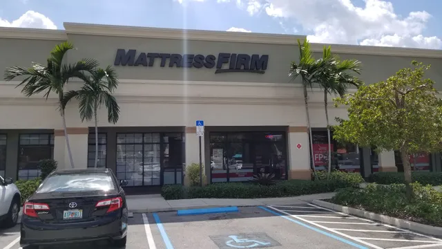 Mattress Firm Boynton Beach Blvd
