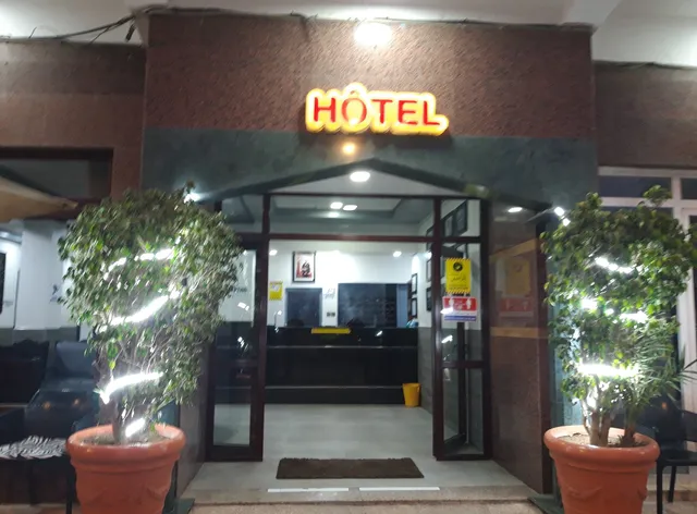 Hotel les 5 parties du monde