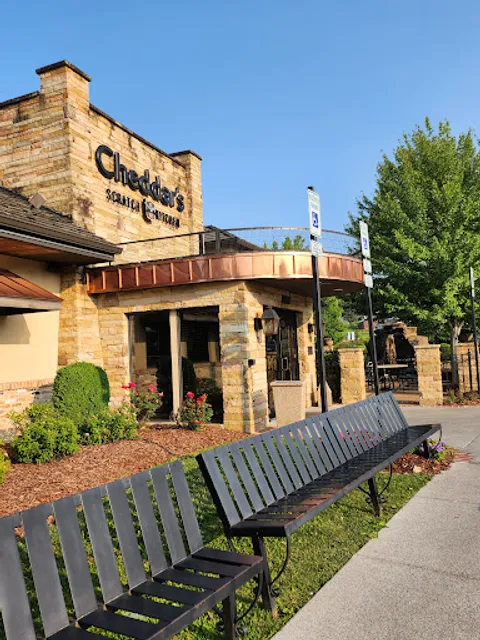 Cheddar's Scratch Kitchen