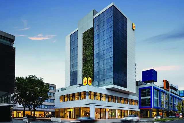 Super 8 by Wyndham Koblenz