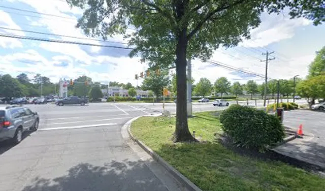 Willow Place Shopping Center