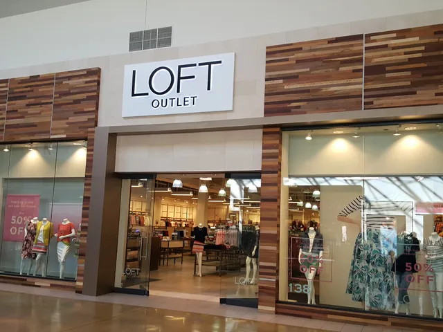 LOFT Outlet
