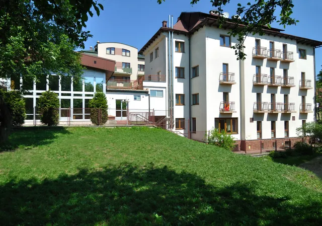 OSW Sportowiec Wypoczynek Noclegi Konferencje Szkolenia Wolne Pokoje