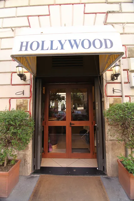 Hollywood Hotel