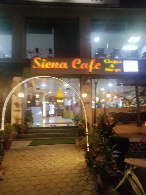 Siena Cafe Chopps & Hopps