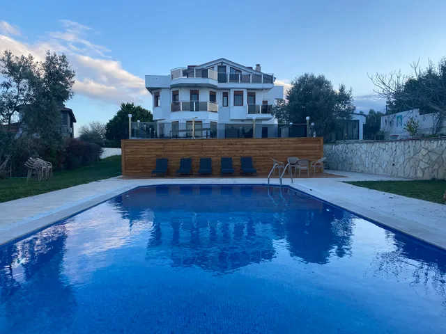 NefesURLA HOTEL & BUNGALOV