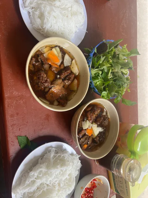 Bún Chả Cô An - Hanoi Grilled Pork Noodles