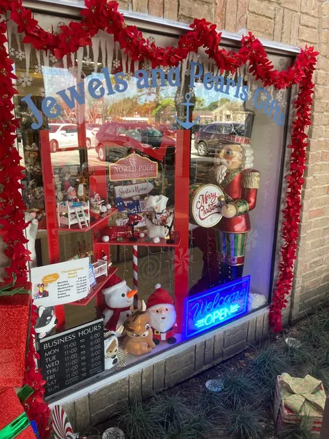 Jewels and Pearls Gifts