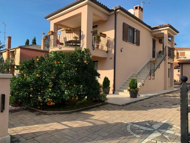 Apartments Villa Baric