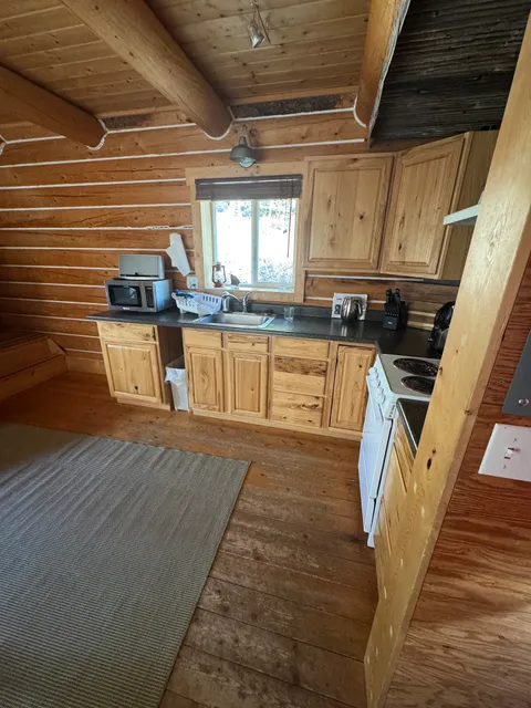 Cabins Over Crag Lake