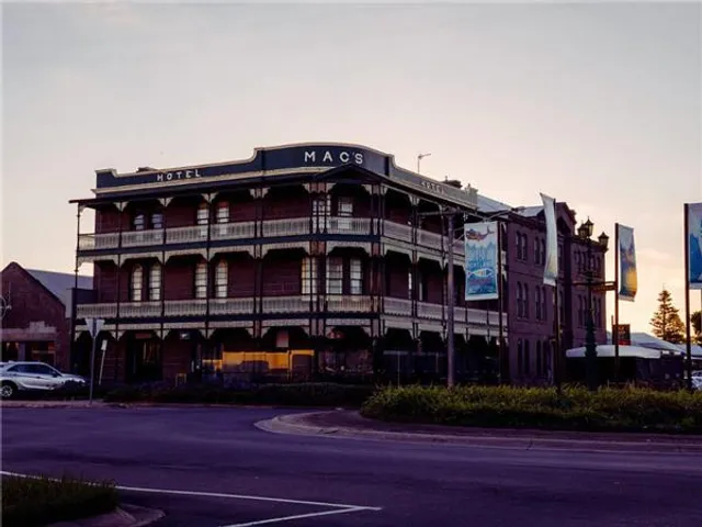 Quality Hotel Bentinck