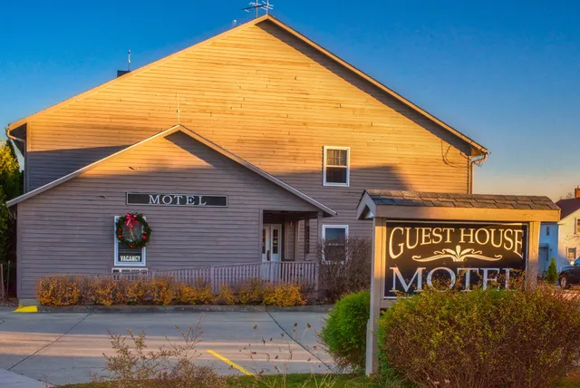 GUEST HOUSE MOTEL