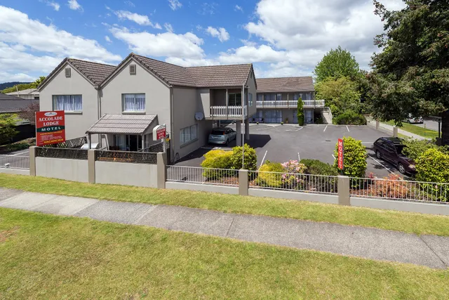 Accolade Lodge Motel