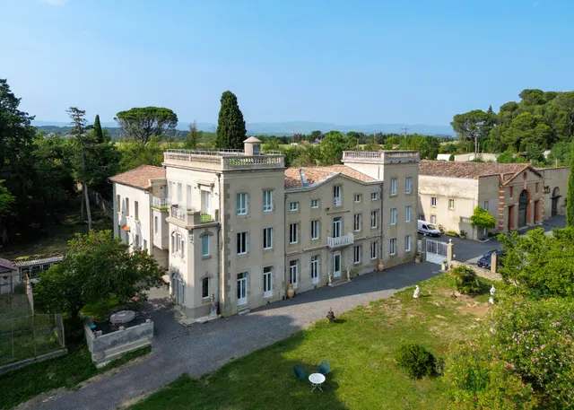 Le Château de La Seigne - Maison d'hôtes et Gîtes d'Exception près de Carcassonne