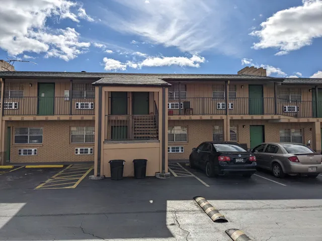 Glenstone Place: Extended Stay