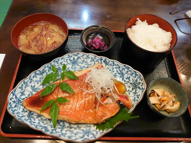 丸喜水産 那珂湊おさかな市場店