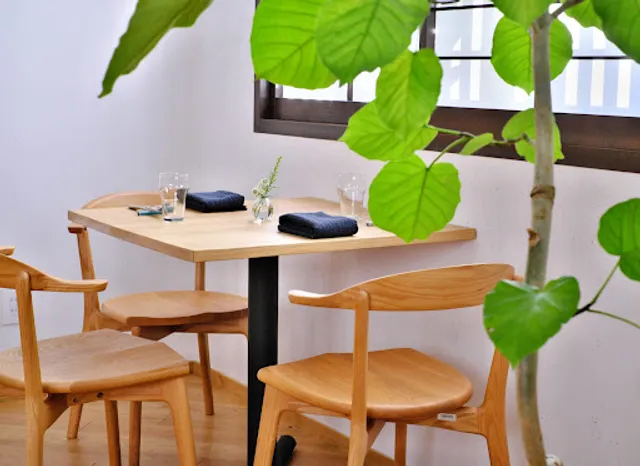 LA PIE - naramachi -