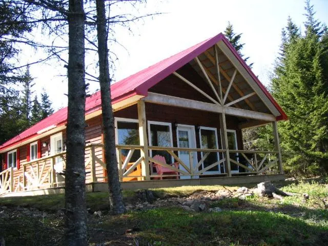 Sandstone Chalets On The Bay