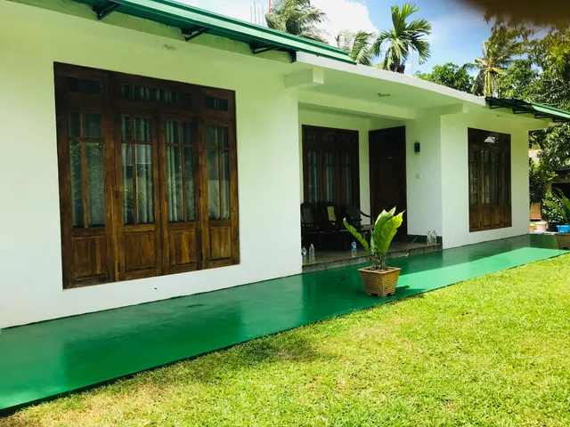 Golden sun holiday inn