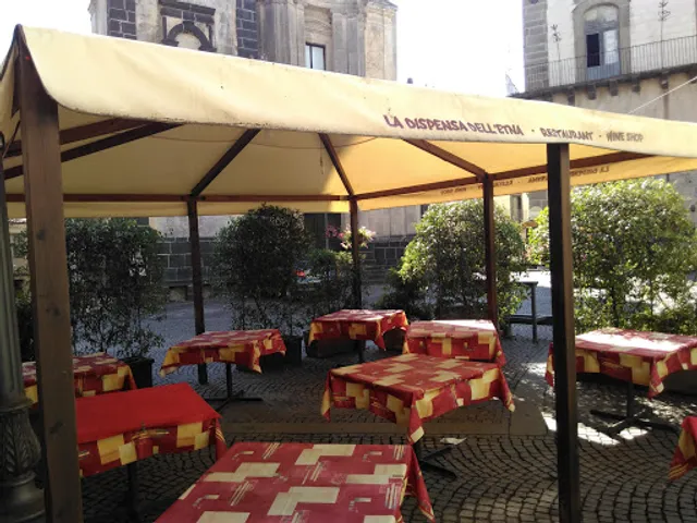 La dispensa dell'Etna