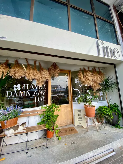 Fine Coffee & Flowers