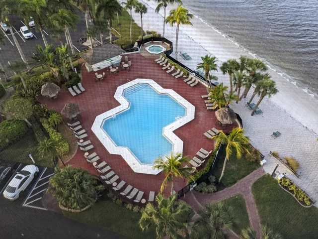 Sanibel Harbour Tower Condo