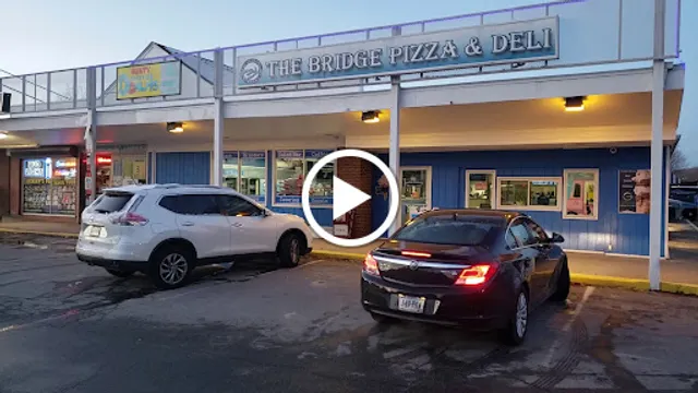 The Bridge Market Pizza & Deli